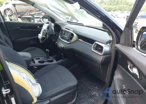 2017 Kia Sorento 2.4L Lx from USA, damaged, VIN 5XYPGDA34HG262460